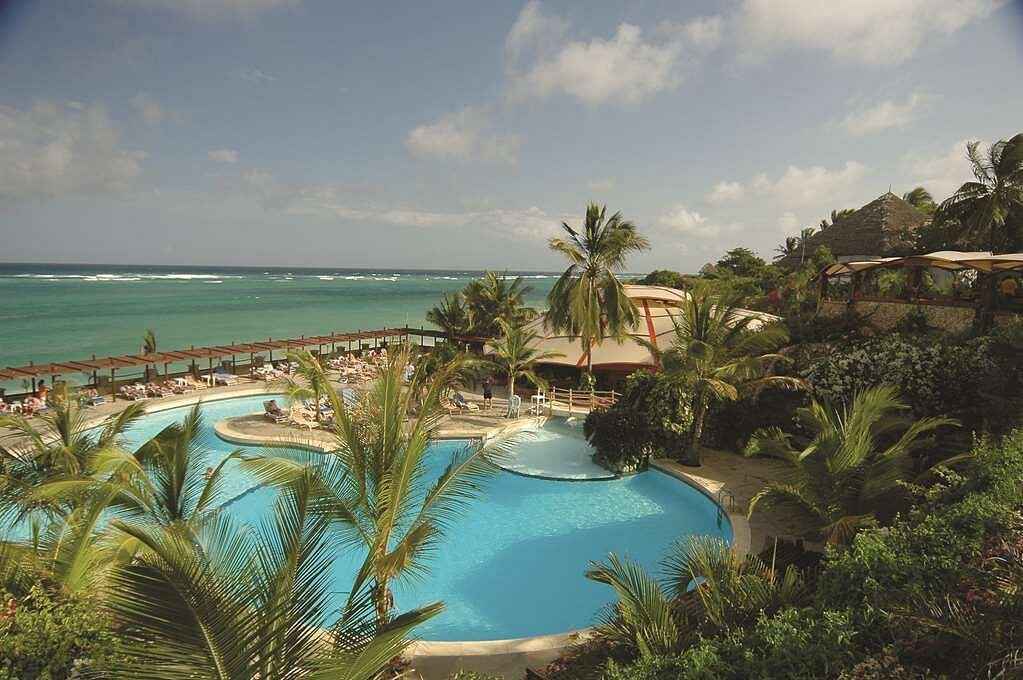 Leopard Beach Resort and Spa